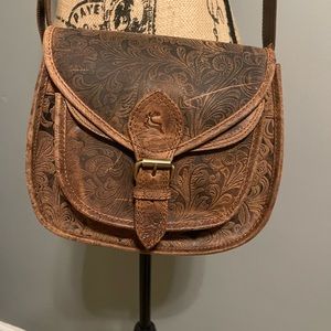 Leaderachi Leather Cross-body Purse